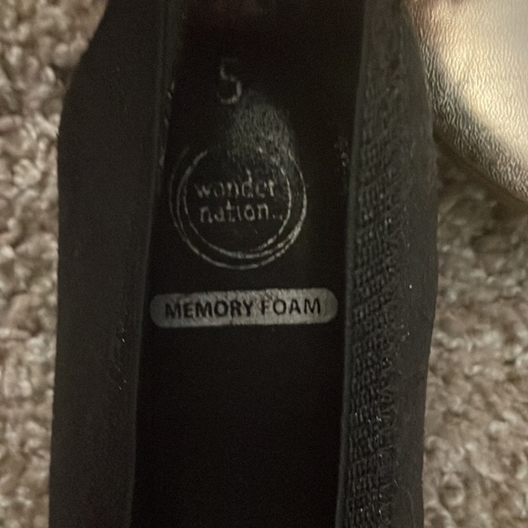 2 pairs of Wonder nation for juniors size 5 - Picture 2 of 2